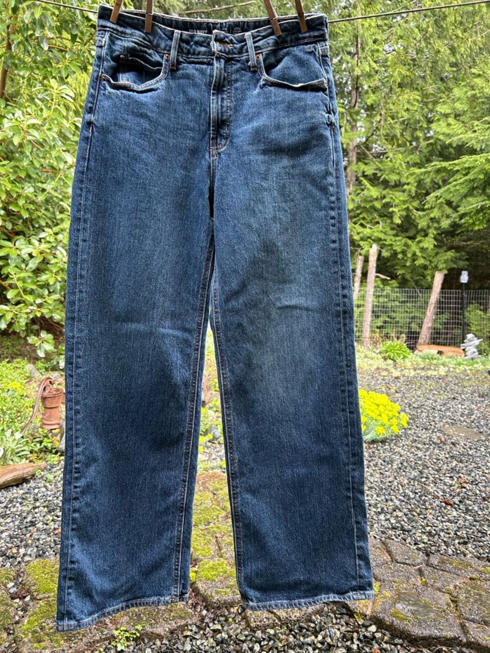 Old Navy Women's Wide-Leg Jeans in Dark Blue Wash